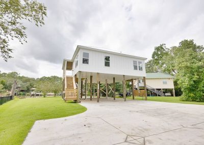 Custom Home Builder Baldwin County Alabama Piling Beach Hardie White Quartz 1 (2)